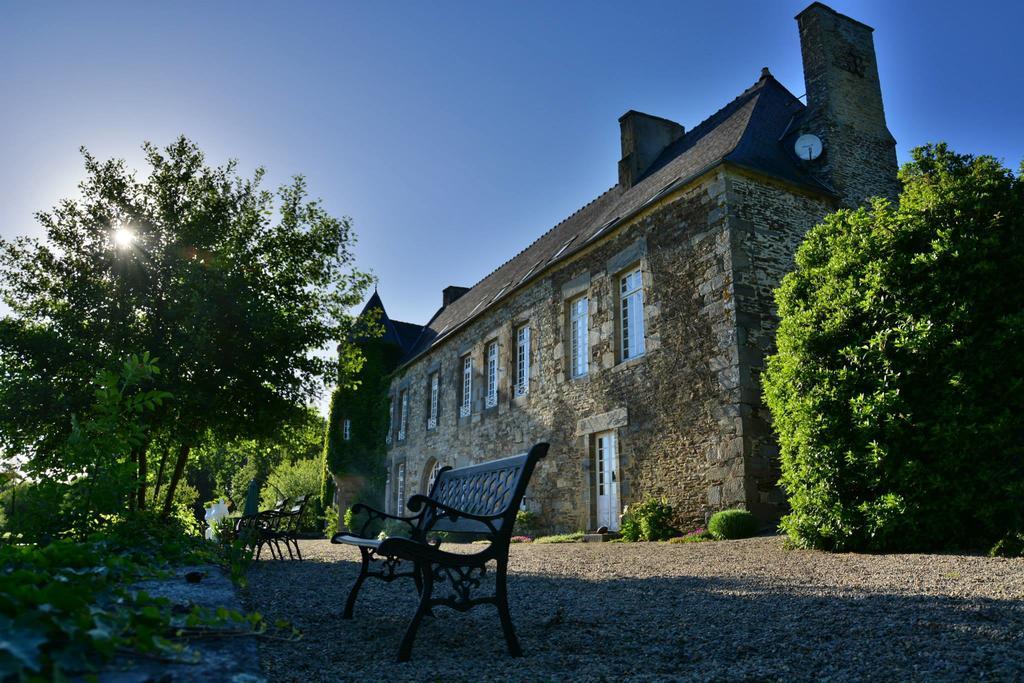 Chateau De La Motte Beaumanoir Frühstückspension Pleugueneuc