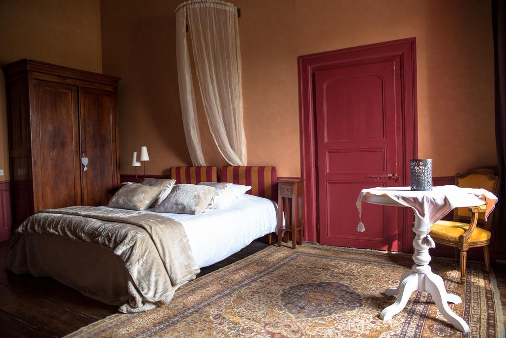 Bed & Breakfast Chateau De La Motte Beaumanoir Pleugueneuc